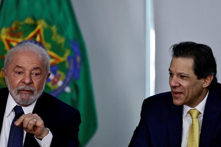 brasil-le-mando-una-propuesta-a-la-argentina-para-garantizar-sus-exportaciones-con-yuanes