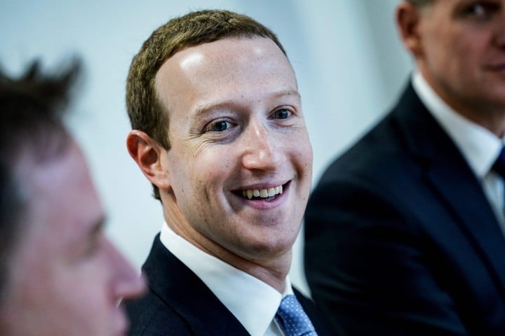 mark-zuckerberg-analiza-ofrecer-versiones-pagas-de-facebook-e-instagram:-que-beneficio-tendrian