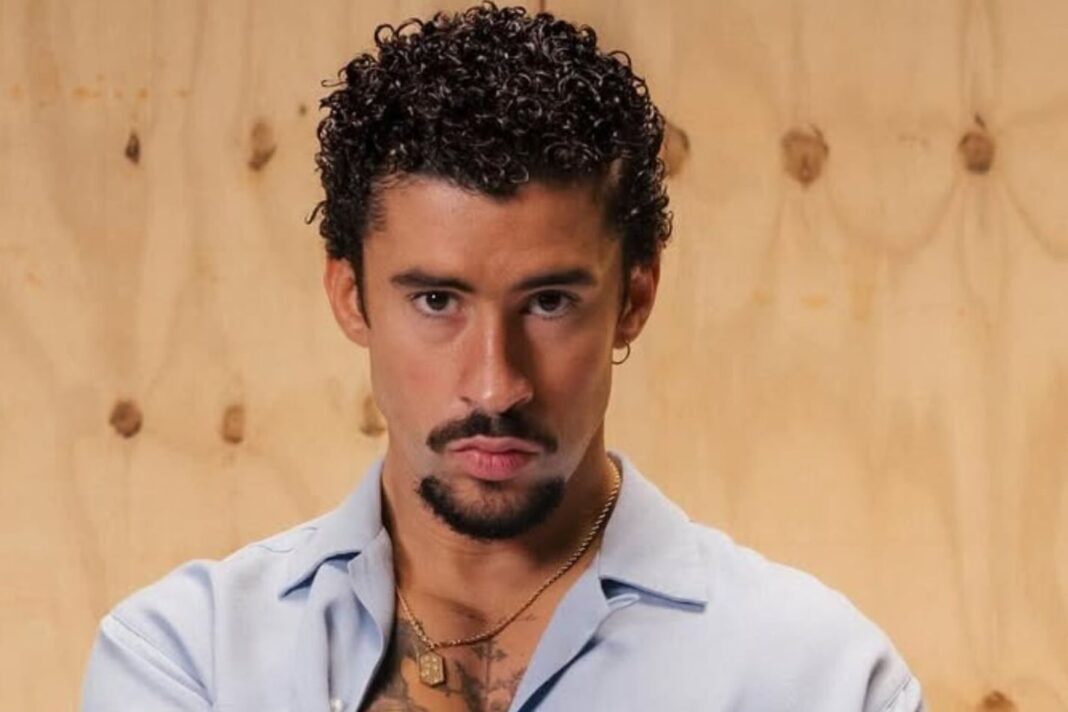 Bad Bunny en un escenario o imagen referencial del artista.