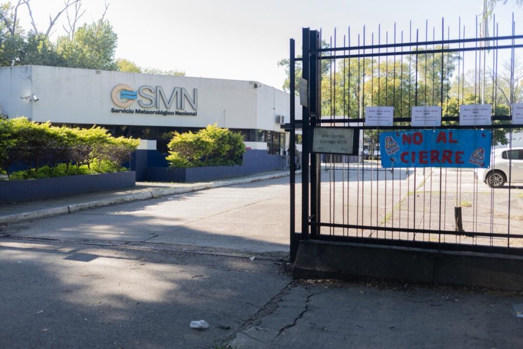 Fachada de la sede central del Servicio Meteorológico Nacional en Buenos Aires