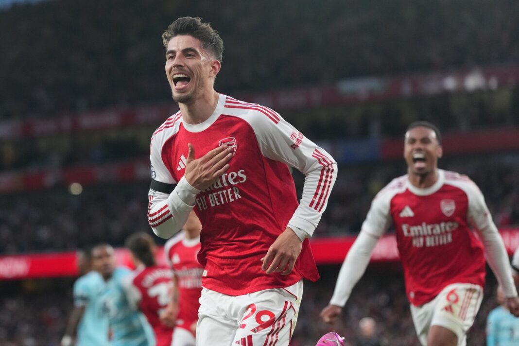 Jugadores de Arsenal celebrando el título de la Premier League