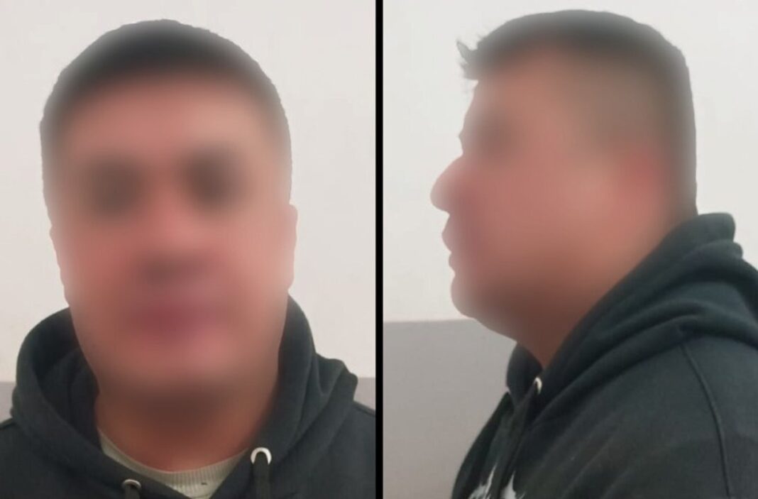 Pistola Taurus calibre 9 mm incautada durante la detención en Liniers