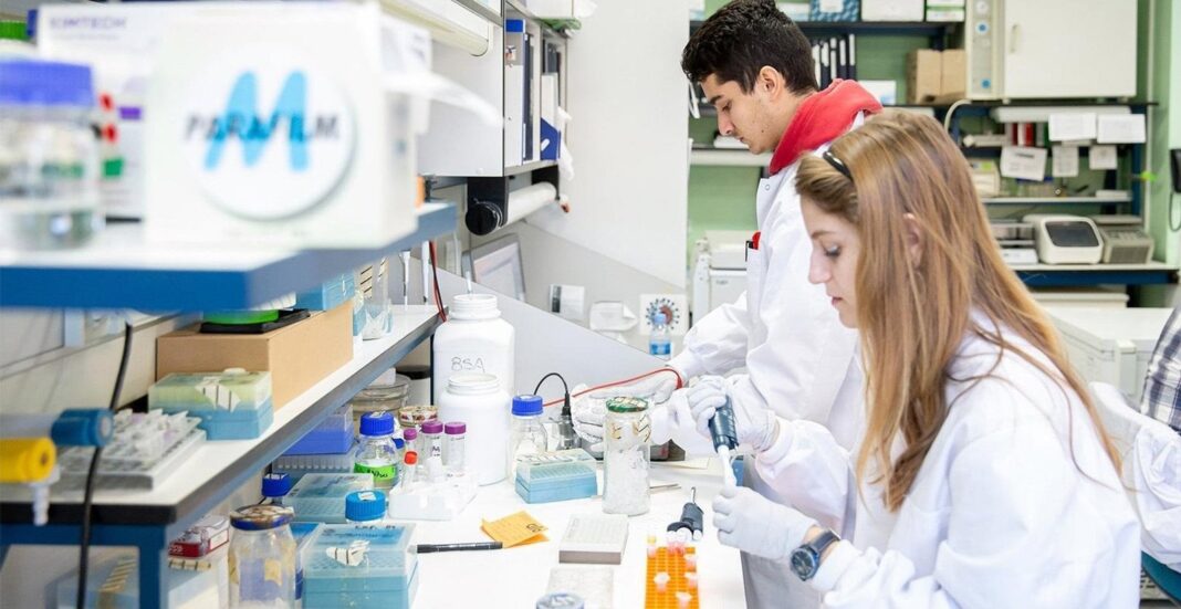 Logo de la Fundación Española para la Ciencia y la Tecnología (FECYT)