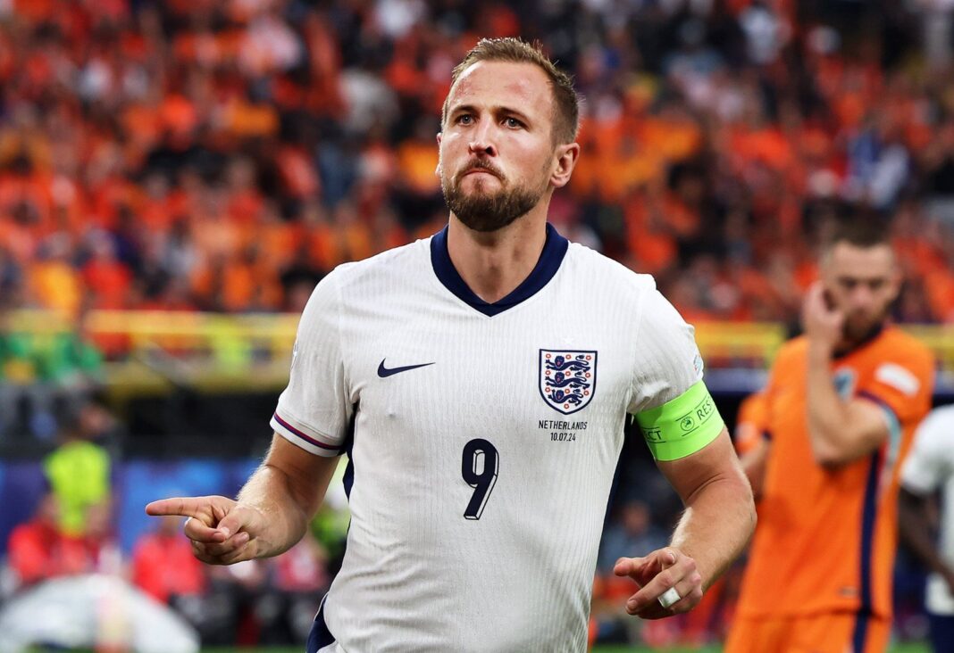 Logo de la selección de Inglaterra sobre fondo blanco