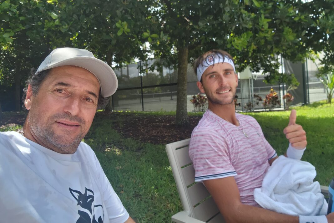 Waly Grinóvero y Tomás Etcheverry durante un entrenamiento en Roma